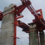 桥梁下行式移动模架法组成