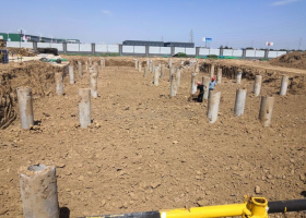 土方开挖及桩位复核